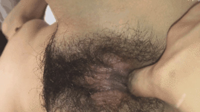 凡哥和95年师范美眉酒店开房自拍妹子对着镜头有点害羞这鸡巴真是粗又大.